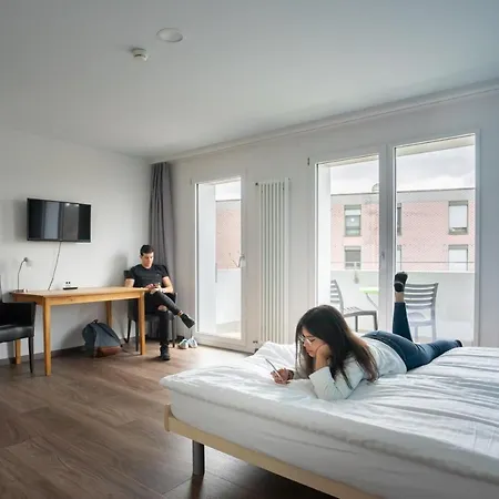 Nyon Hostel Auberge de jeunesse *