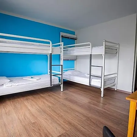 Nyon Hostel Hostel *
