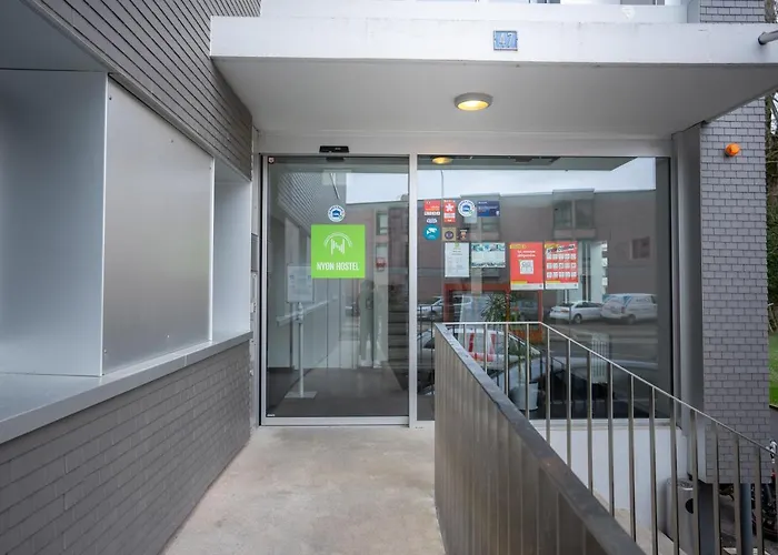 Nyon Hostel