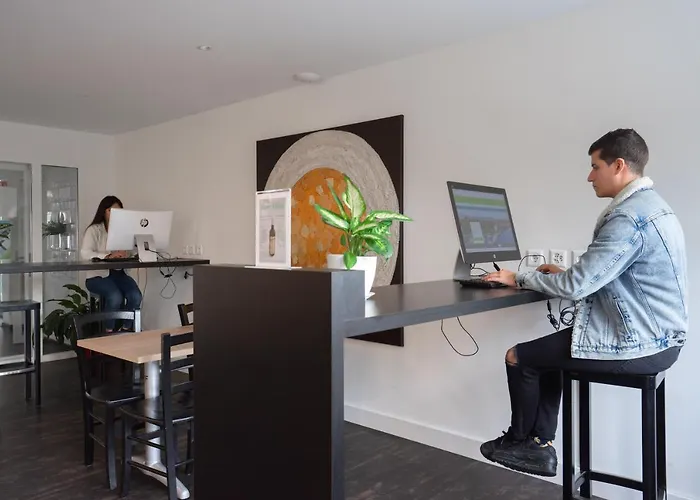 Nyon Hostel Vandrerhjem Nyon