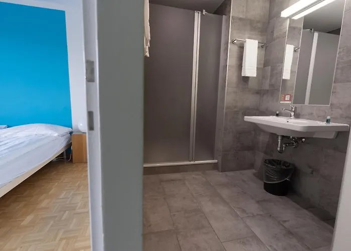 Vandrerhjem Nyon Hostel